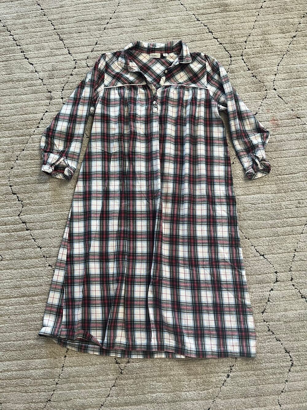 L.L. Bean Scotch Plaid Flannel Nightgown Red Green Tartan Large Petite (LP)